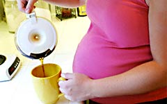 можно ли беременным пить кофе?